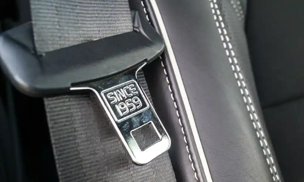 Dây đai an toàn 3 điểm của Volvo