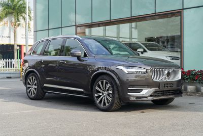 Volvo XC90 B6 màu xám