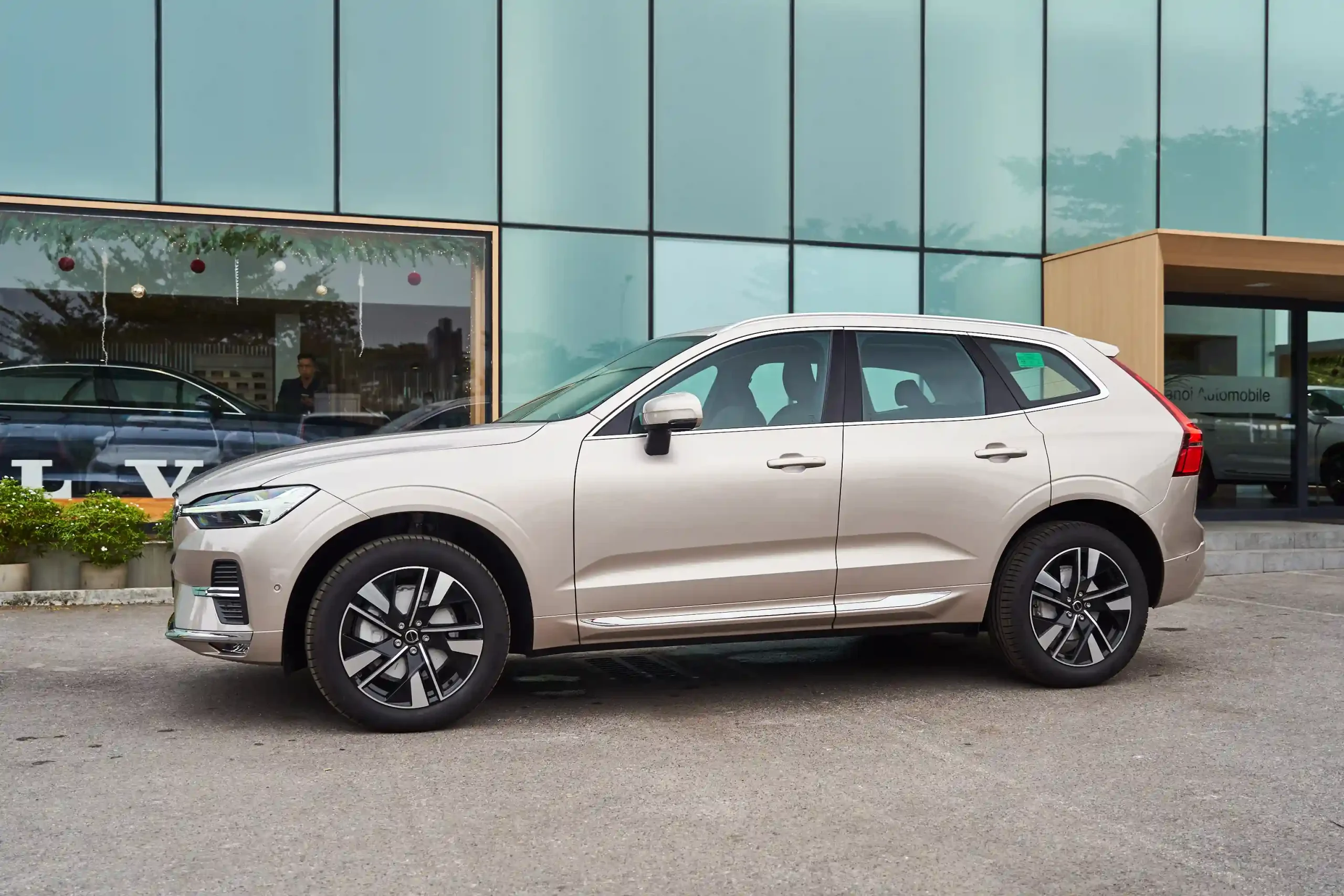 Volvo XC60 Bright Dusk